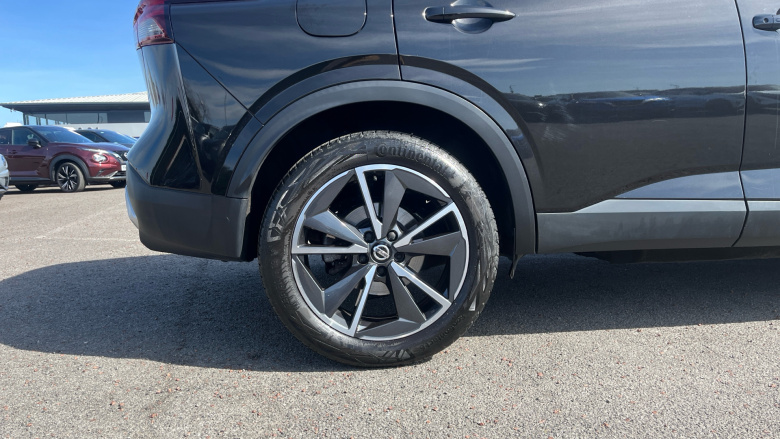 Nissan Qashqai 1.3 DiG-T MH 158 Tekna 5dr Xtronic Petrol Hatchback